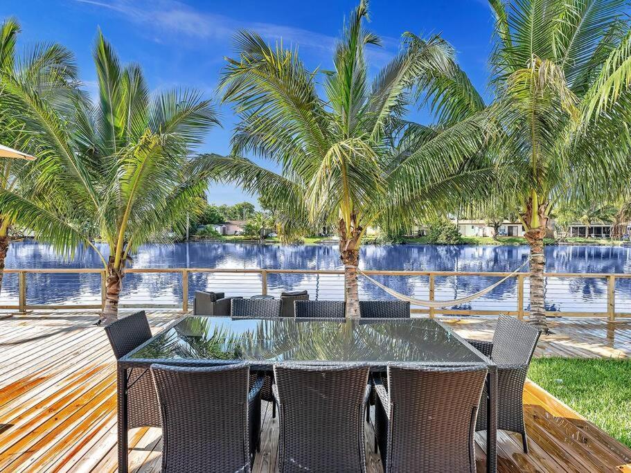 5-Star Lakefront Oasis In Hollywood-Hard Rock Casino Fort Lauderdale Exterior foto